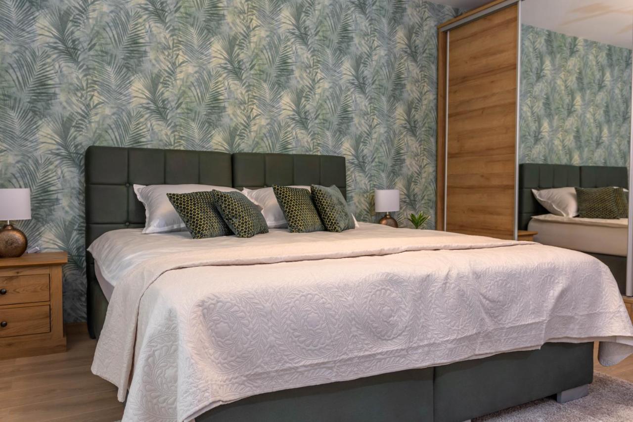 Star Apartment Split Bagian luar foto